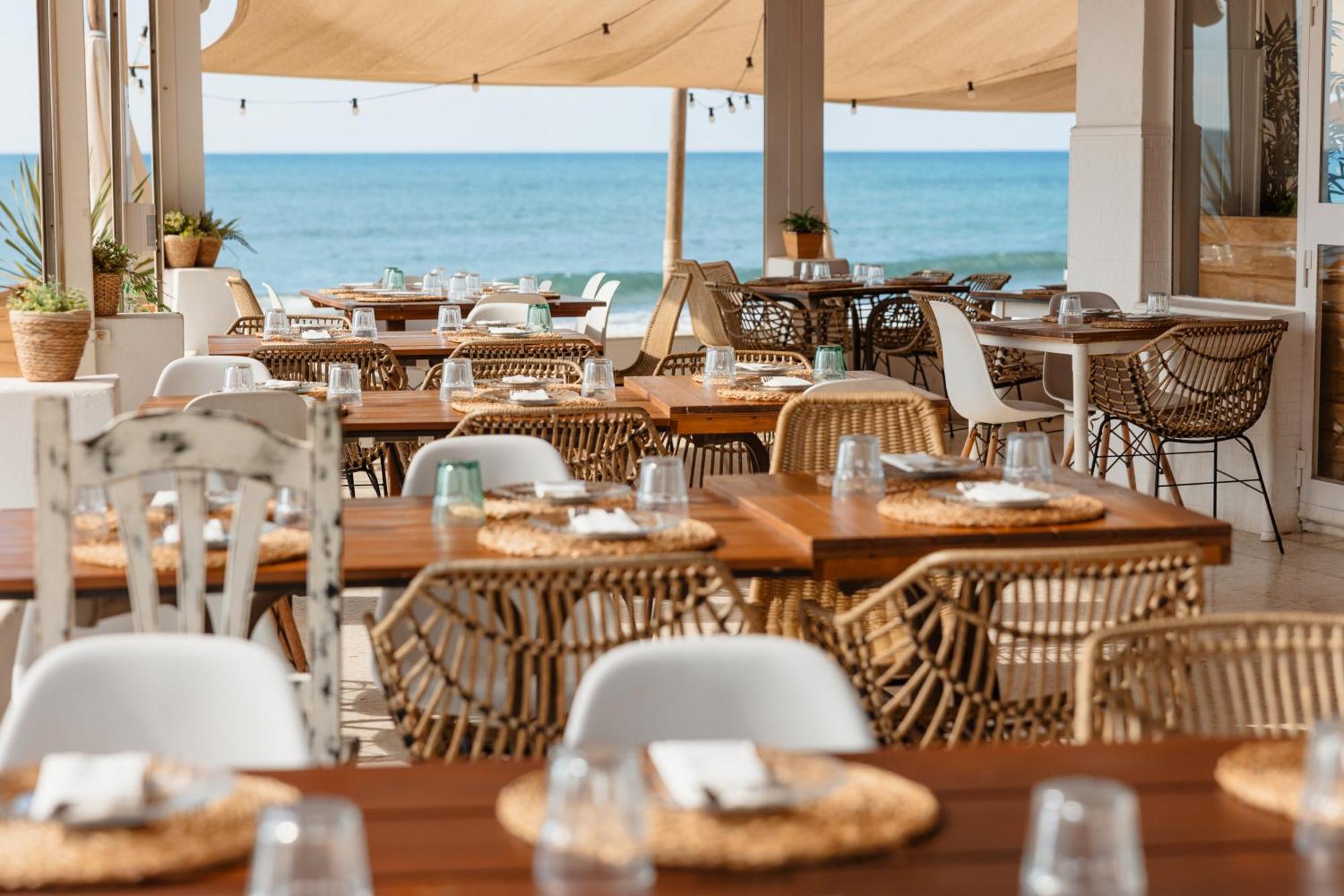 Beautiful Townhouse Walking Distance To The Beach In Costabella, Марбелья Экстерьер фото